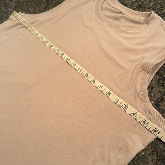 Nike dri fit sleeveless tshirt NWT L - Picture 5 of 9